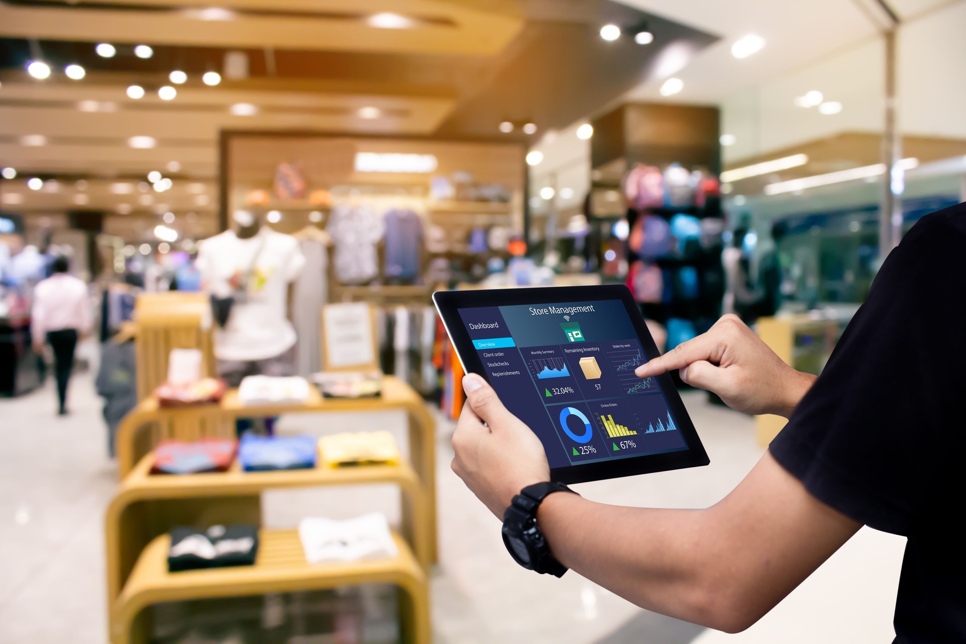 Concept de systèmes de gestion de magasin intelligents